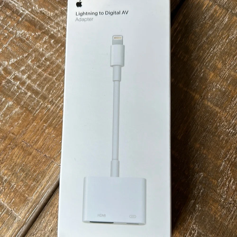 Apple lightening digital AV adapter
